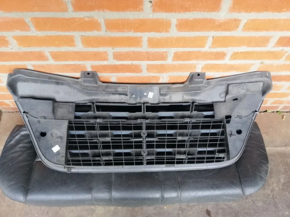 Решетка радиатора Renault Master 3 Рено Мастер 3