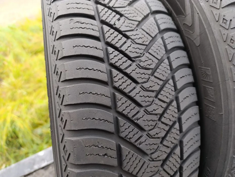 Всесезонні шини Maxxis 185/65 R15 резина Р15