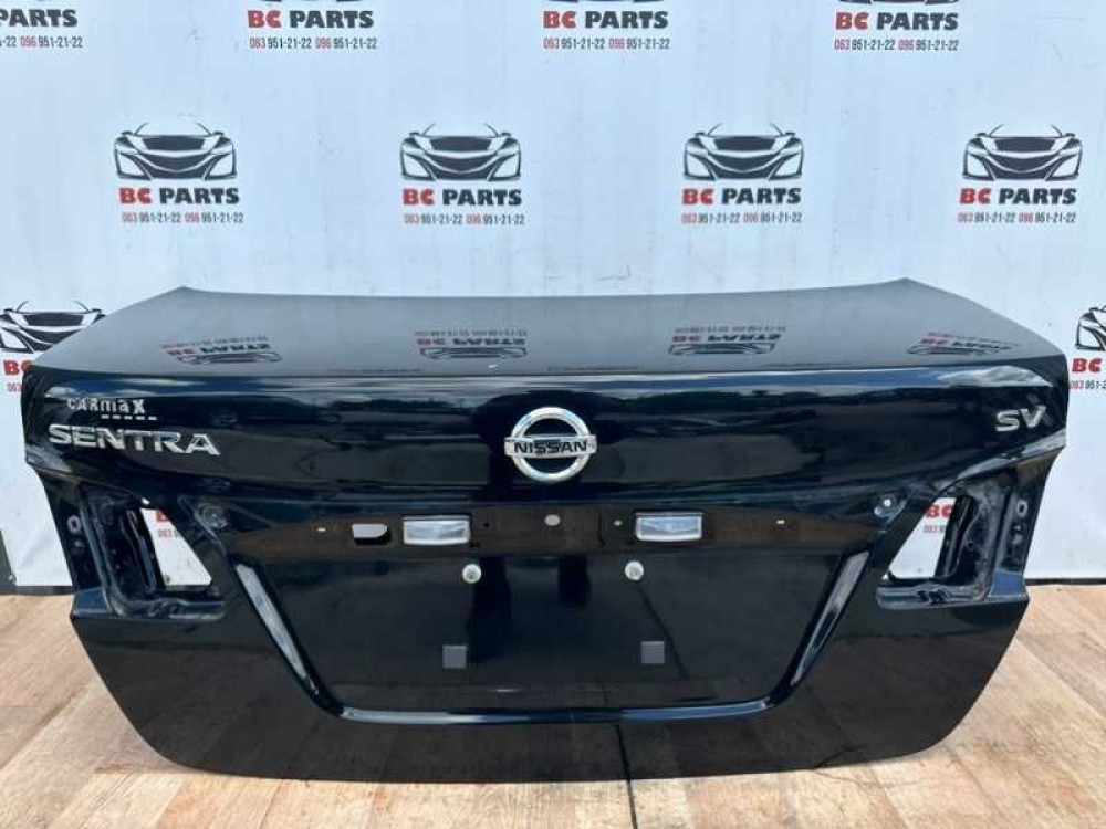 Крышка багажника Nissan Sentra 2012-2019 год