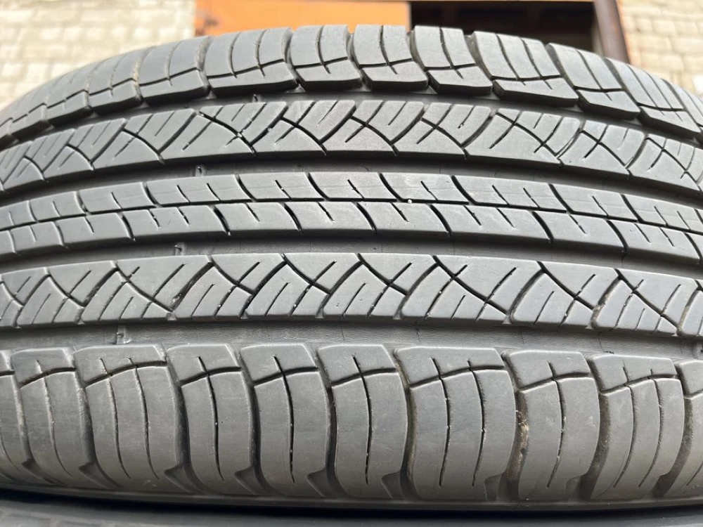 215/70 r16 Michelin Latitude Tour HP Резина летняя