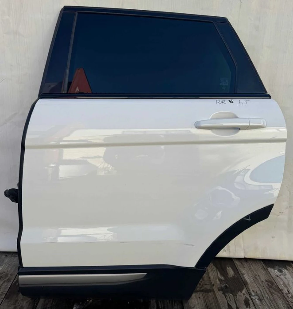 Двери передние задние правые левые Range Rover Evoque L538 R-Dynamic
