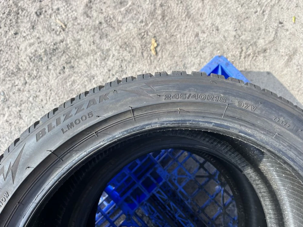 245/40 r18 Bridgestone Blizzak LM005 99% Резина зимняя