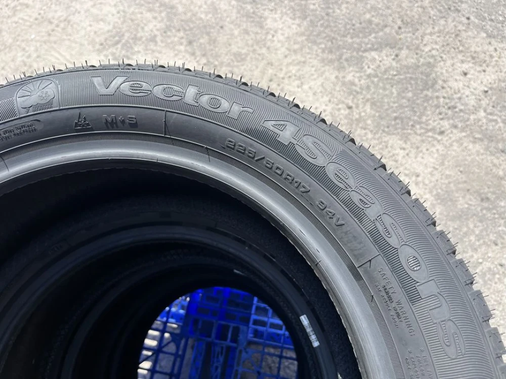 225/50 r17 Goodyear Vector 4Season 23 год Germany Резина всесезонная