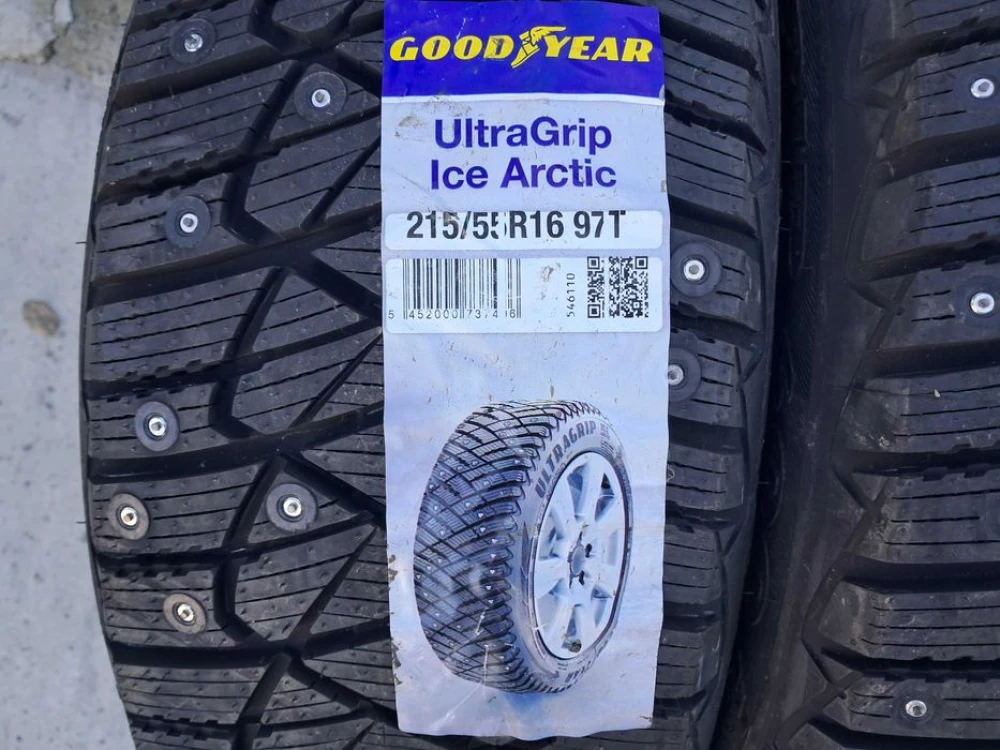 Резина зима НОВА Good Year 215/55 R16 Ultra Grip Arctic