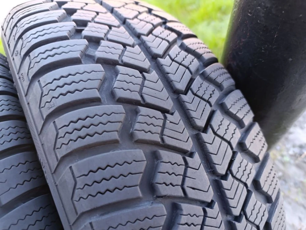 Зимові шини Kormoran 195/60 R15 резина Р15