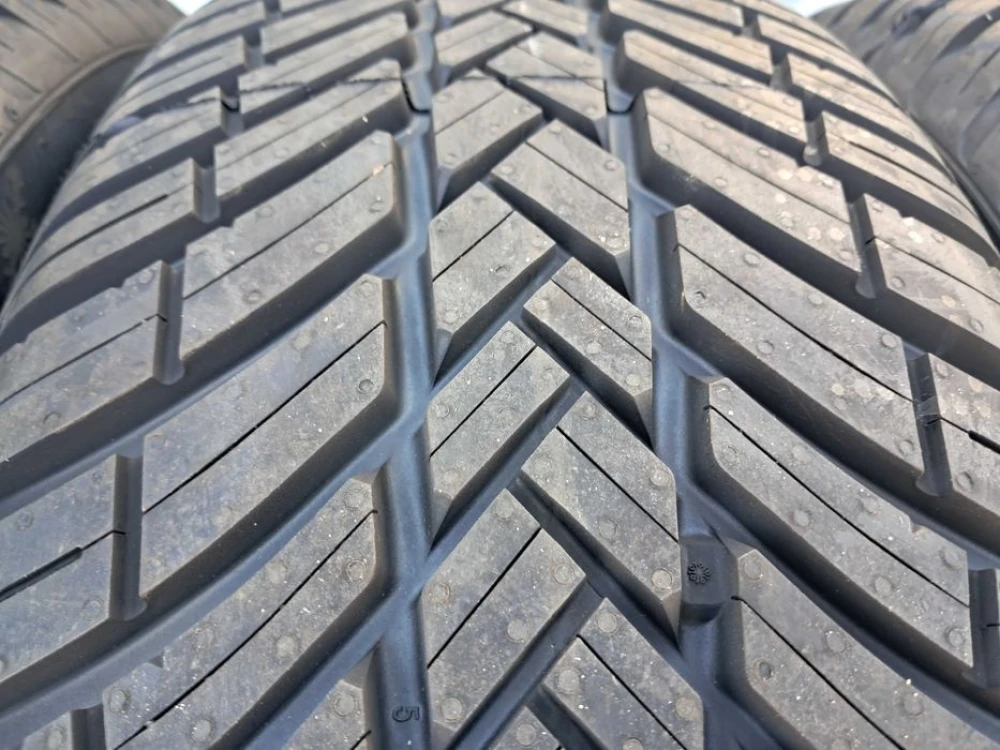Резина НОВА Cooper 225/60 R18 Discoverer All season 104V XL