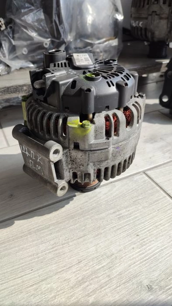 Генератор Valeo 180A OM642 3.0 MB Sprinter w906 MB Vito w639