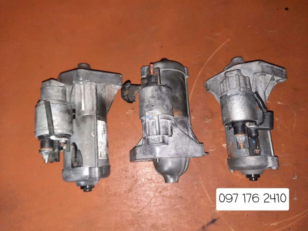 Стартер 233001375R Рено 1.6 Trafic Scenic Megane Nissan Qashqai Valeo
