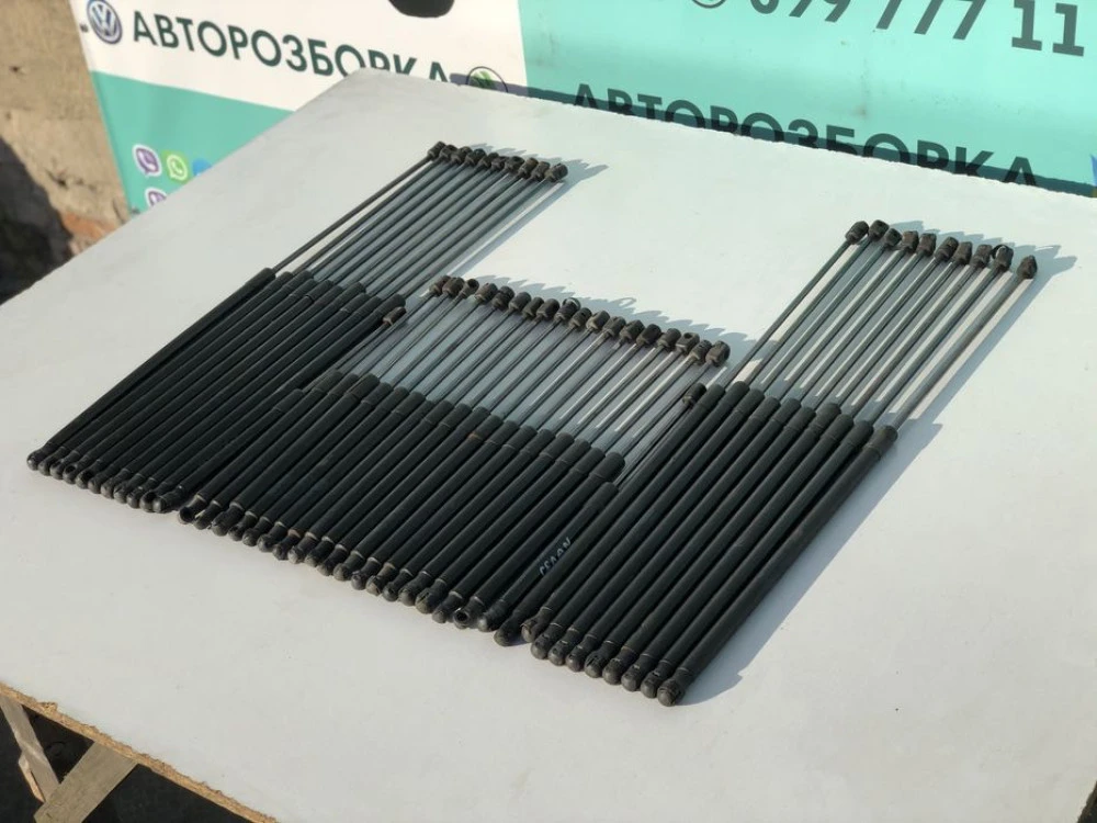 амортизаторы багажника пассат б6 капота ляди гольф 5 шкода а5