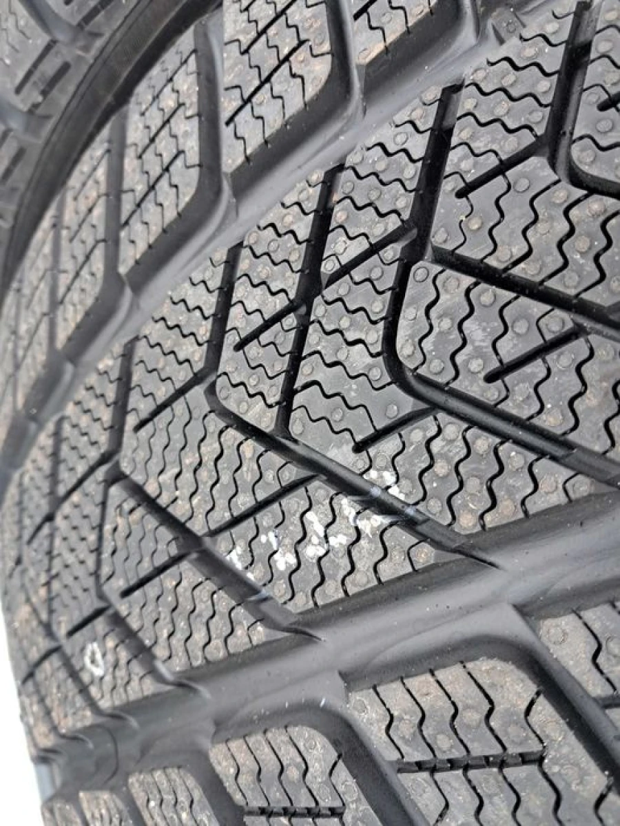 Резина зима НОВА pirelli 245/45 275/40 R18 Sottozero 3 MO E Class S