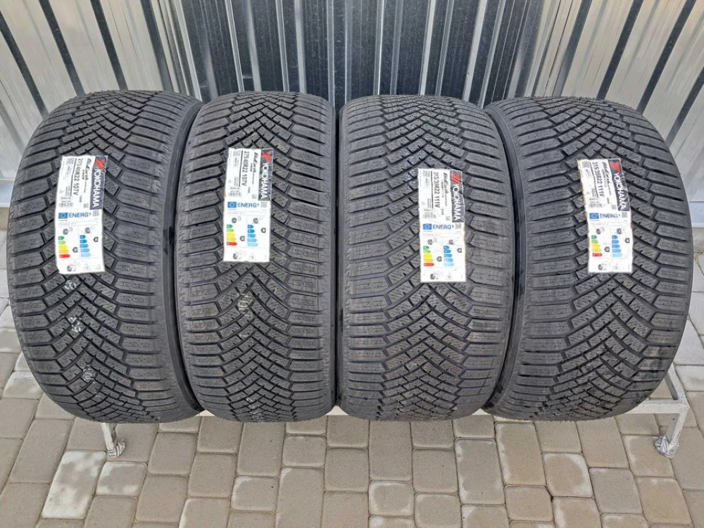 Резина зима НОВА Yokohama 275/40 R22 315/35 R22 bluEarth winter V906