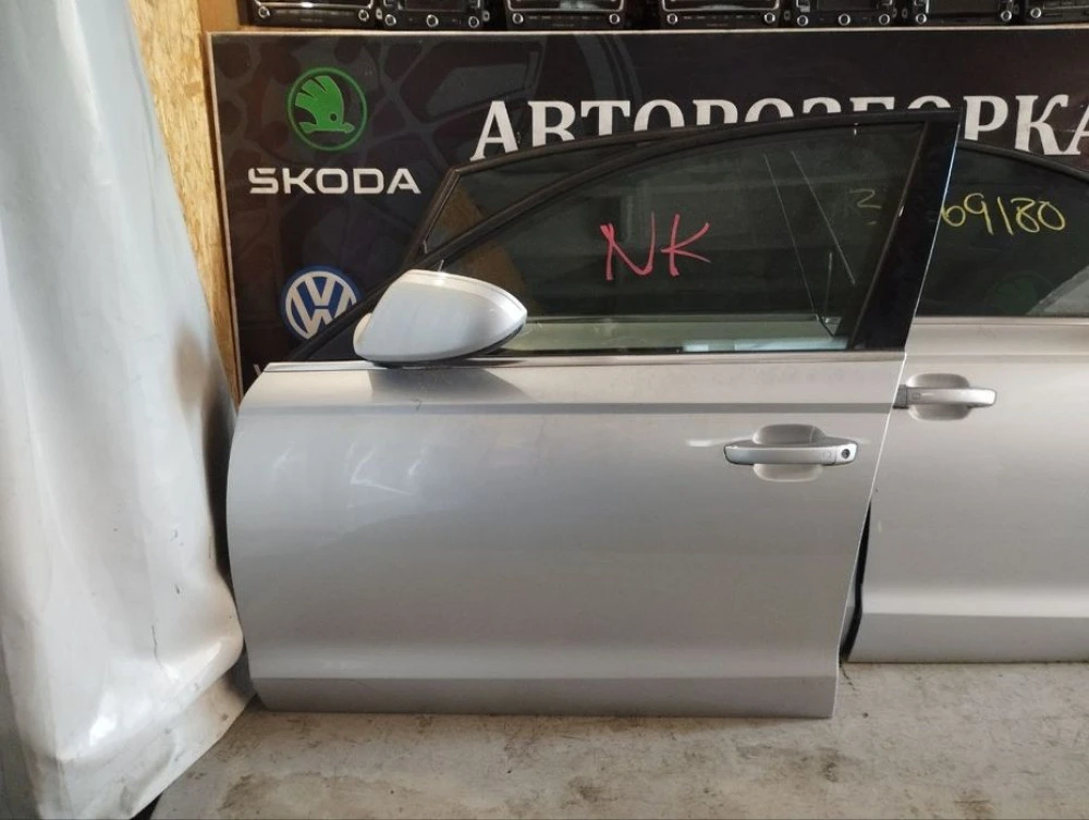 Двері двери дверь Ауді Ауди Audi А6с7 LX7W
