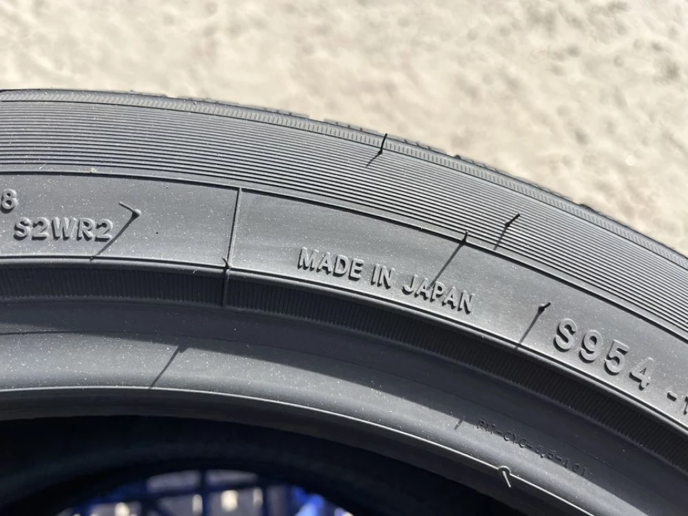 215/45 r17 Toyo SnowProx НОВАЯ Japan Резина зимняя