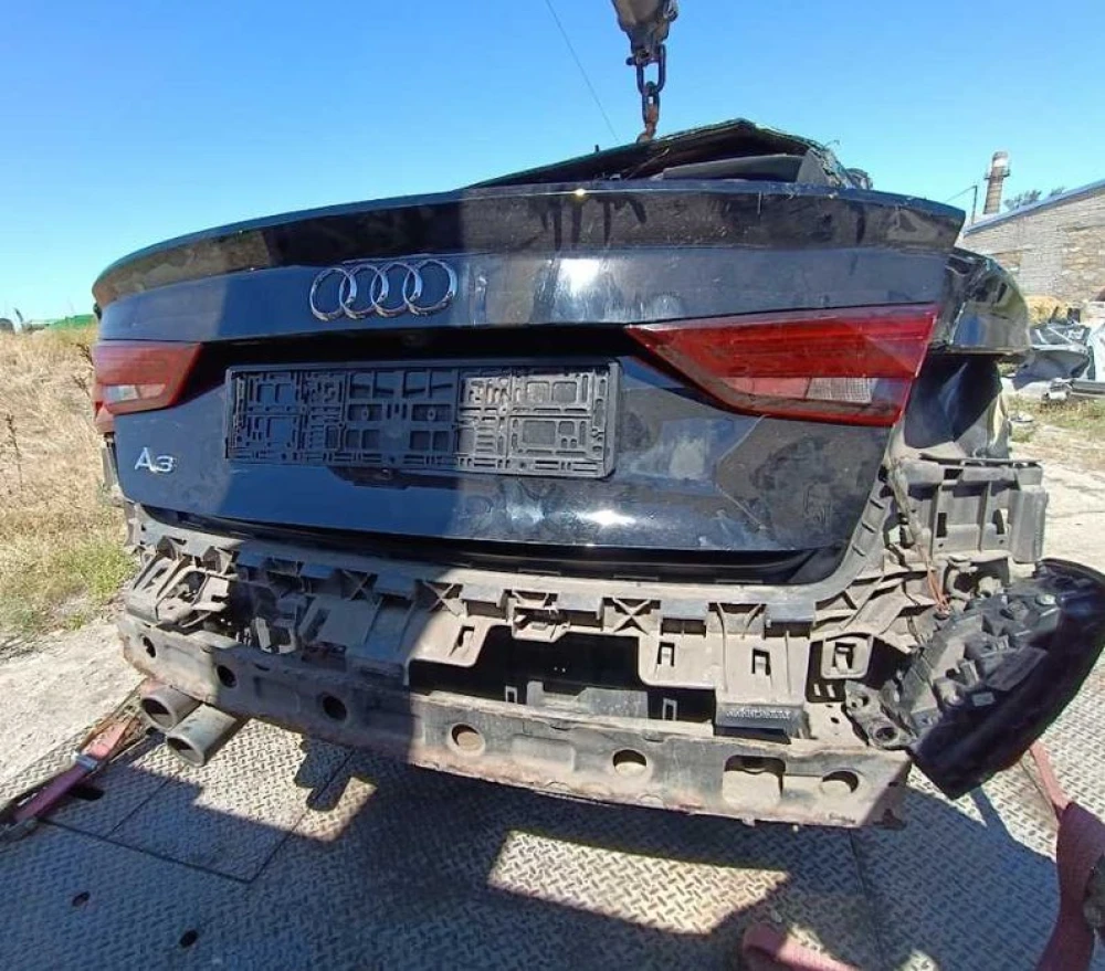 Кузов, документы Audi A3 седан 2016. Разборка Audi A3 (8V)