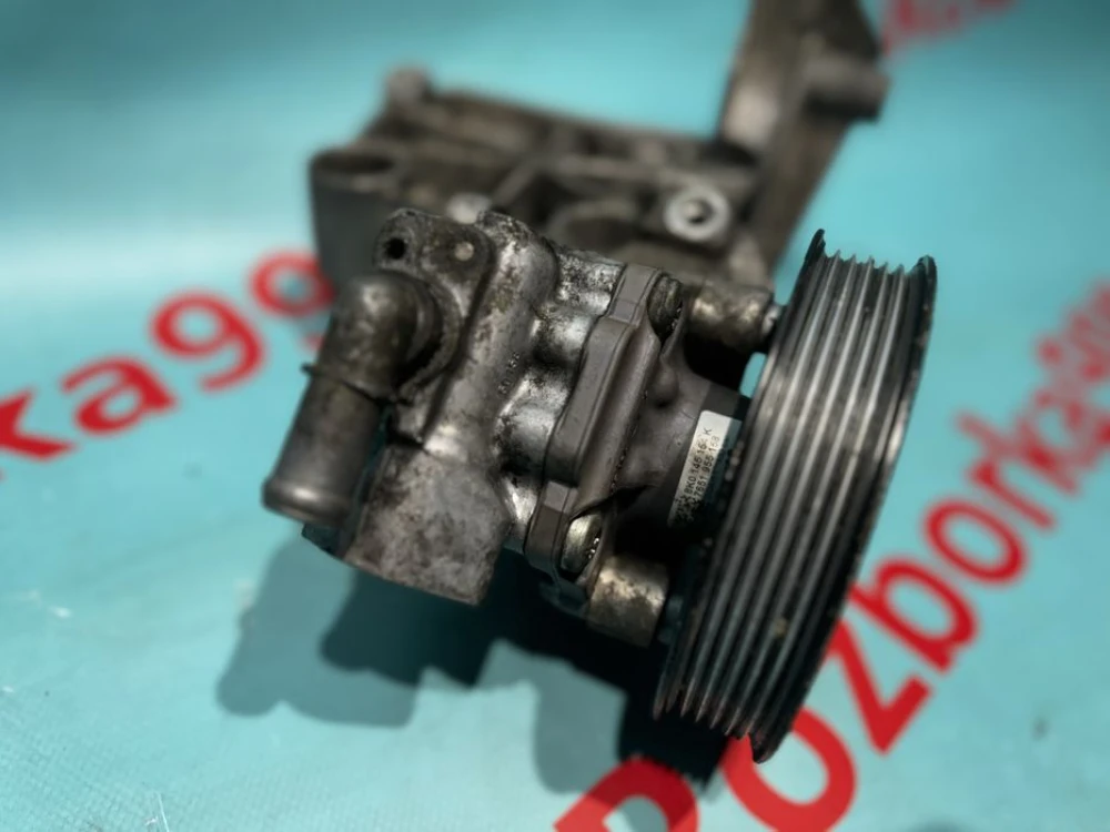 ГУР VAG Audi 2.7 3.0tdi гідропідсилювач Ауді А4 А5 Q5