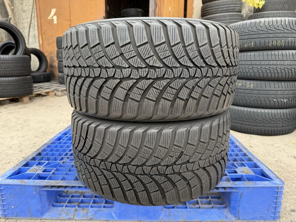 265/35 r18 Kumho WinterCraft WP71 Резина зимняя 95%