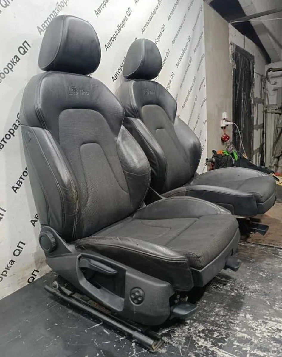 Салон (сиденья) S-line кожа+ ткань Audi A4 (B8). Разборка Audi A4 (B8)