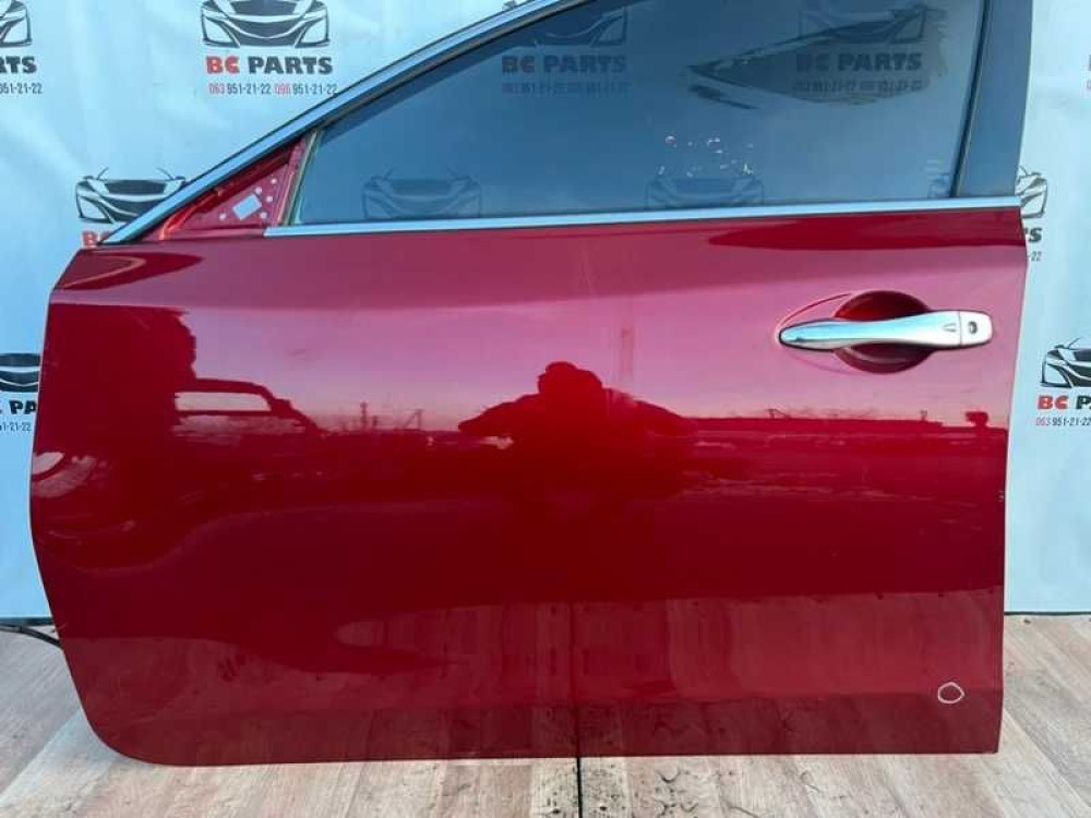 Дверь передняя левая Nissan Altima 2012-2018   801013TA0A
