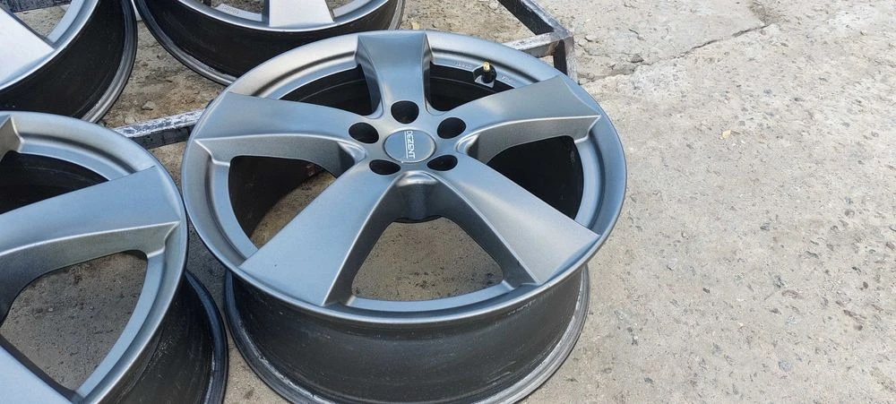 Диски Dezent R18 5x108 7,5J ET50,5 Focus Kuga Tourneo Volvo XC40 V70