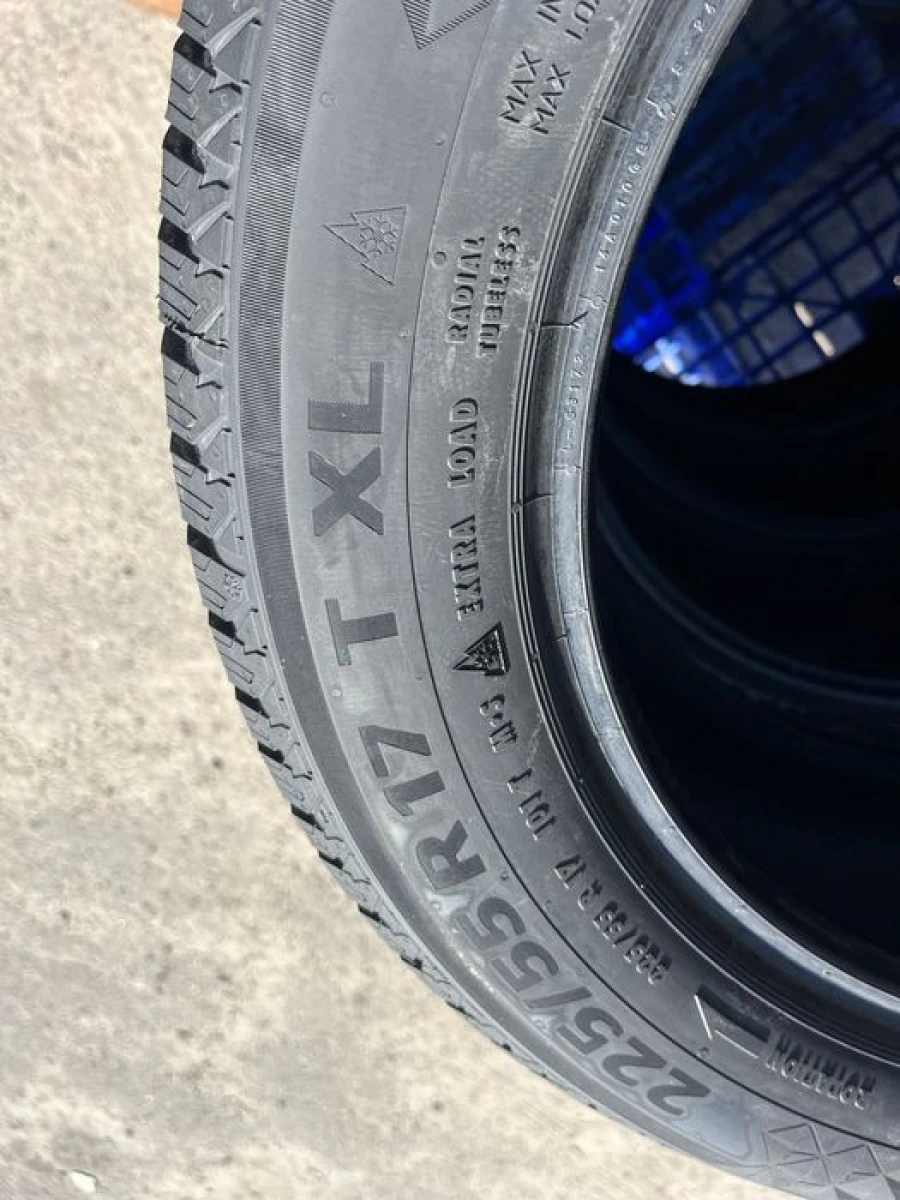 225/55 r17 Continental VikingContact 7 НОВАЯ Резина зимняя