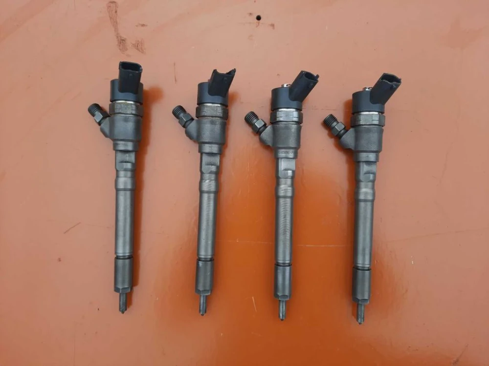 Форсунки 2.0 Hyundai Tucson Kia Cerato 0445110064 Санта Фе 0445110126