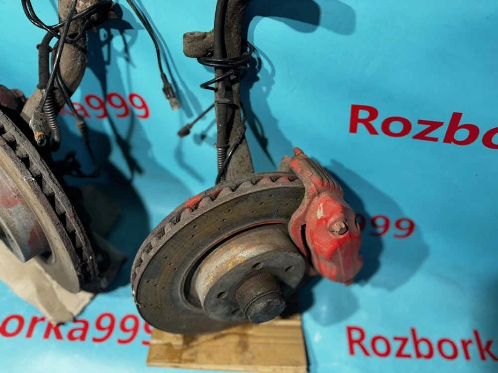 Поворотний кулак Mercede s 221 3.0d цапфа мерседес