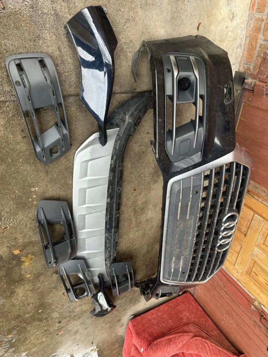 Audi Q7 4m бампер передній, задній