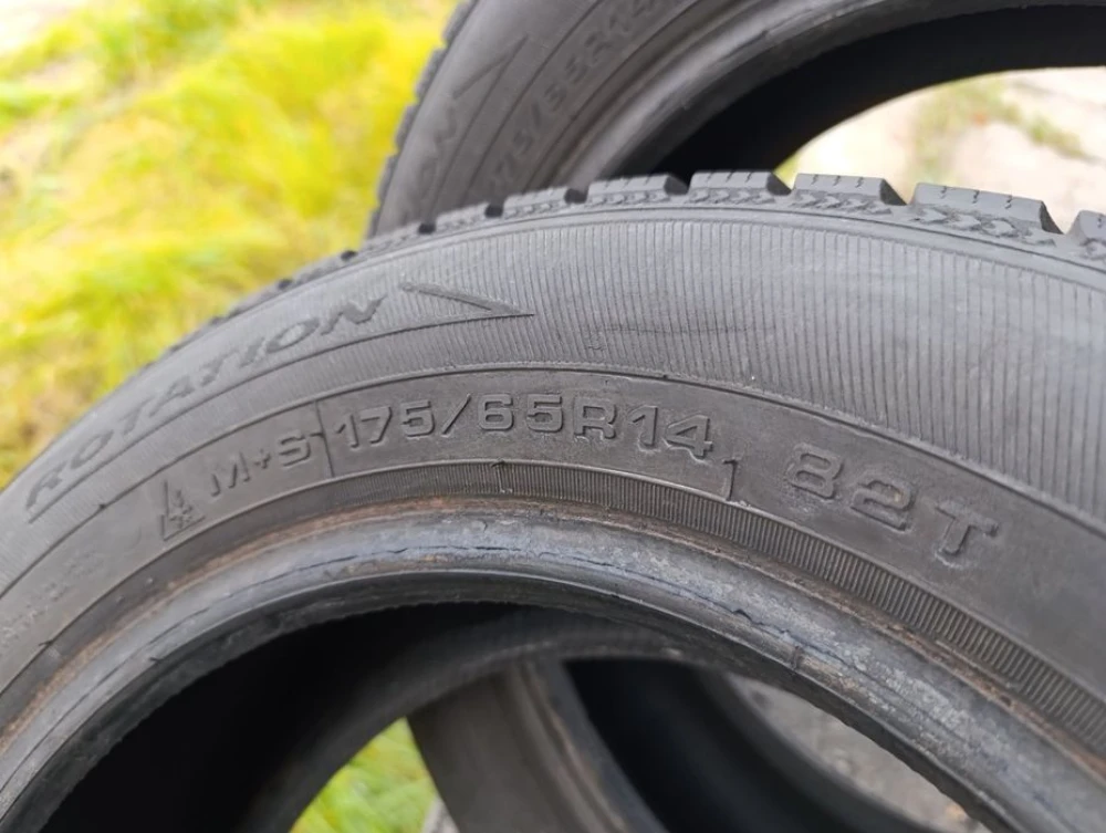 Майже нові зимові шини Debica 175/65 R14 резина Р14