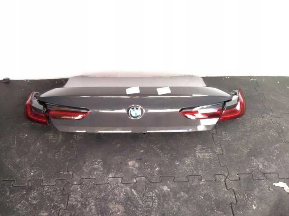 Крышка багажника BMW 8 G15
