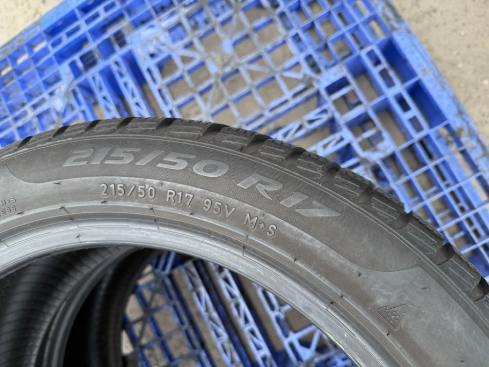 215/50 r17 Pirelli Sottozero 3 winter Резина зимняя