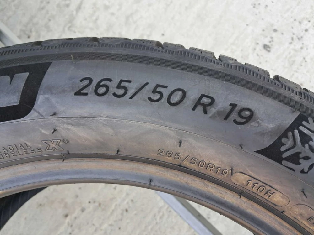 Резина зима 90% протектор Michelin 265/50 R19 PilotAlpin 5 SUV Runflat