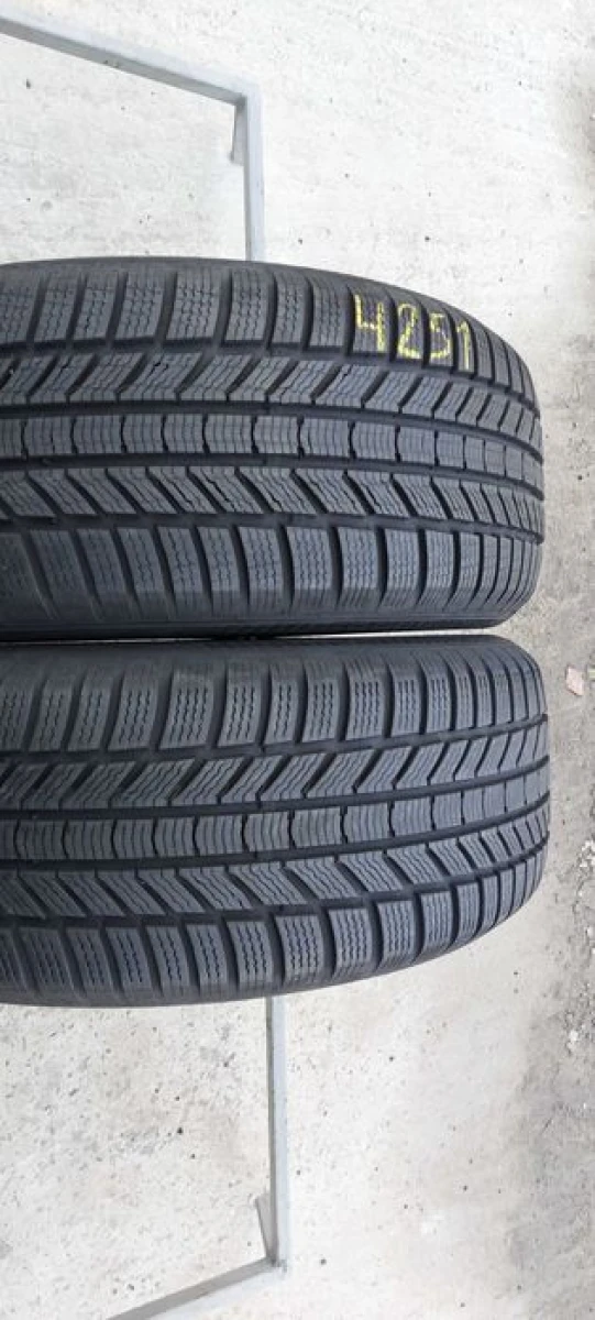 Резина зима 95% протектор Continental 235/55 R17 TS870P