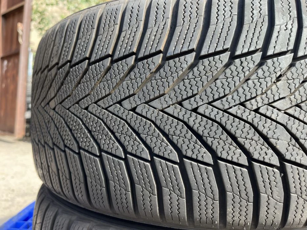 245/40 r18 Nexen Winguard Sport 2 22 год Резина зимняя