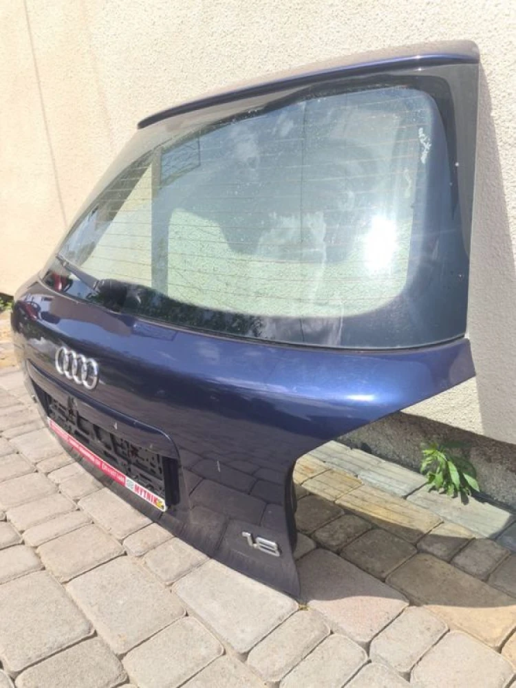 Кришка багажника Ляда Кляпа Крышка задняя Audi A3 8L Ауді