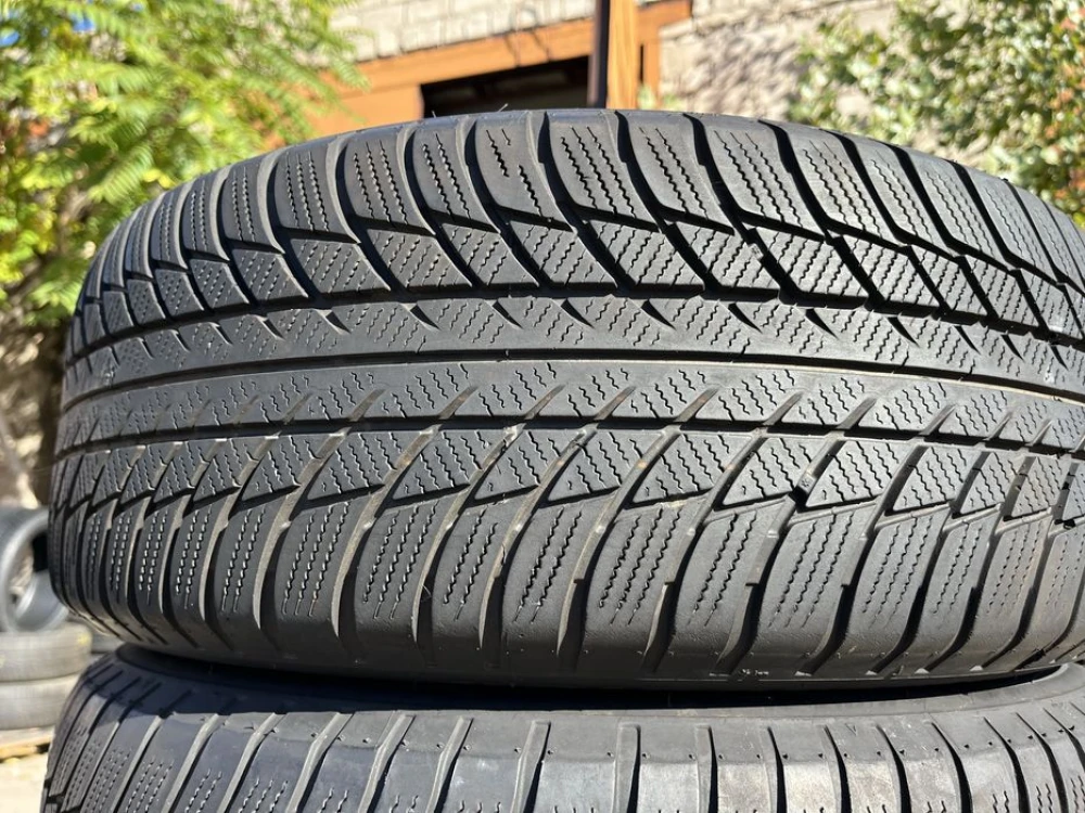 225/55 r17 Bridgestone Blizzak LM001 Резина зимняя