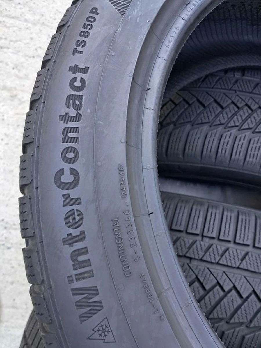 Резина зима 80% протектор Continental 245/45 R18 TS850P (Потріскані)