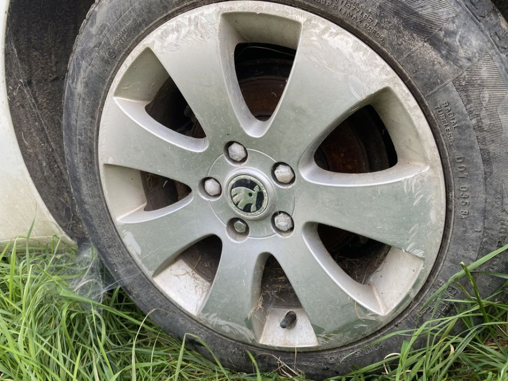 Титани Диски Р16 R16 5/112 skoda Oktavia A5 Superb2 поштучно 3T0601025