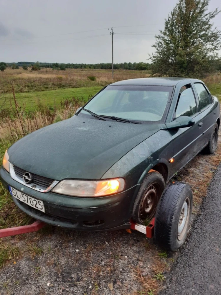 Опель Вектра Б Opel Vectra B рестайлинг 1.8 бензин 16v запчастини