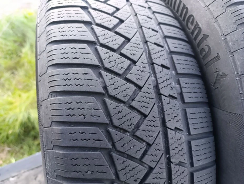 Зимові шини Continental 215/65 R16 резина Р16