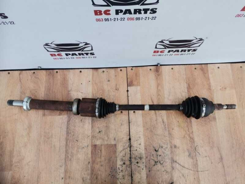 Привод полуось правая Ford Fusion 2.5 2012 +  DG913B436GE