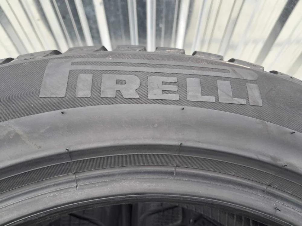 Резина зима 90% протектор Pirelli 225/55 R17 Sottozero 3 Audi A6 BMW 5