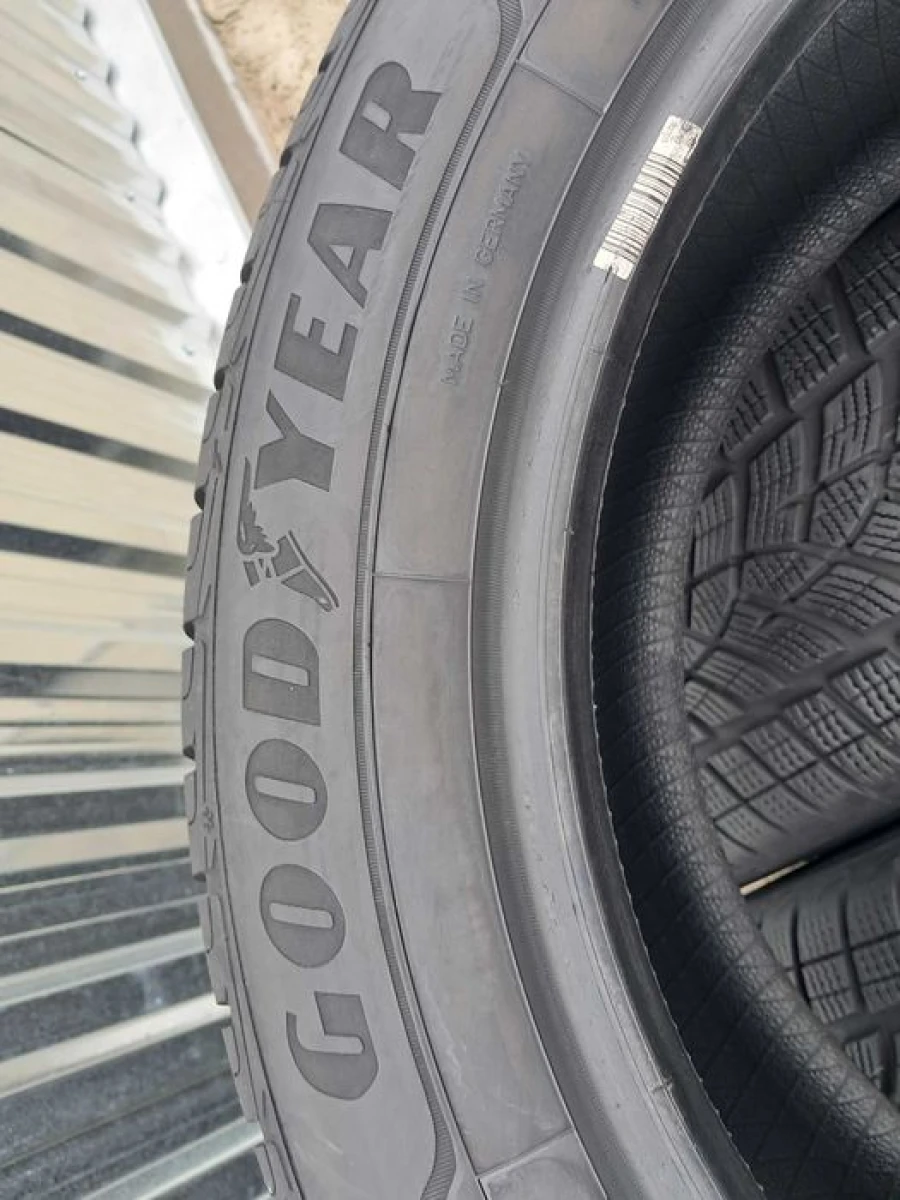 Резина зима 85% протектор Good Year 235/55 R18 Ultra Grip Perform+ SUV
