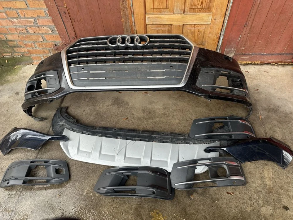 Audi Q7 4m бампер передній, задній