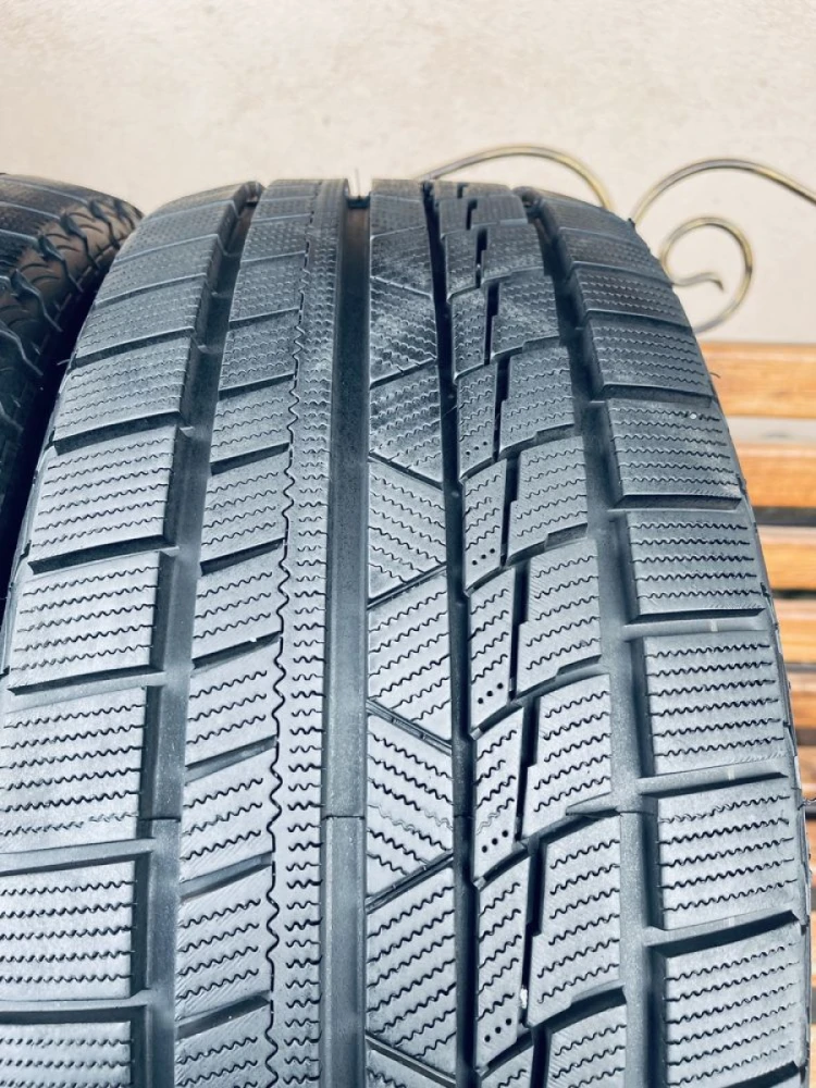 Пара шин 245/45 R19 Tourador 2020p