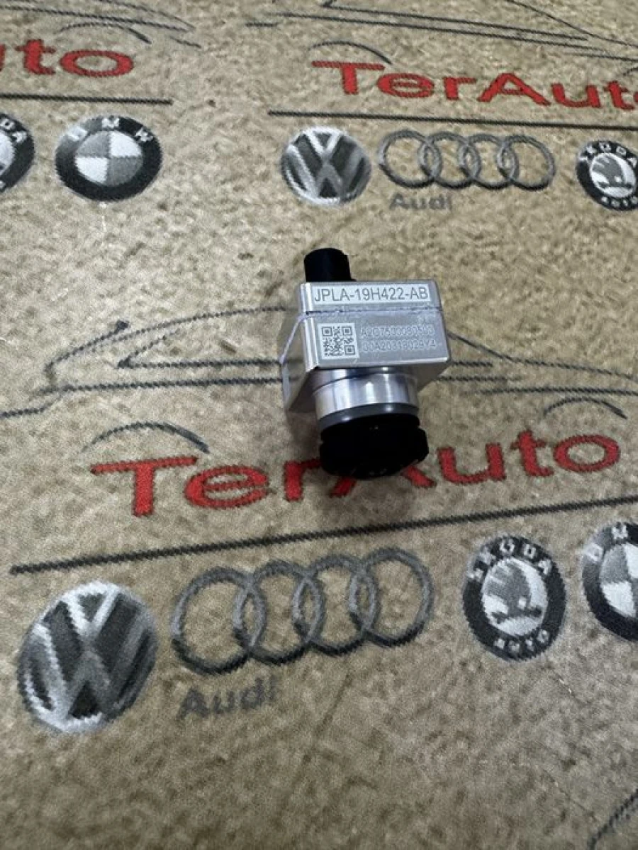 Камера 360 Land Rover Jaguar JPLA19H422AB T4K4171 LR098720
