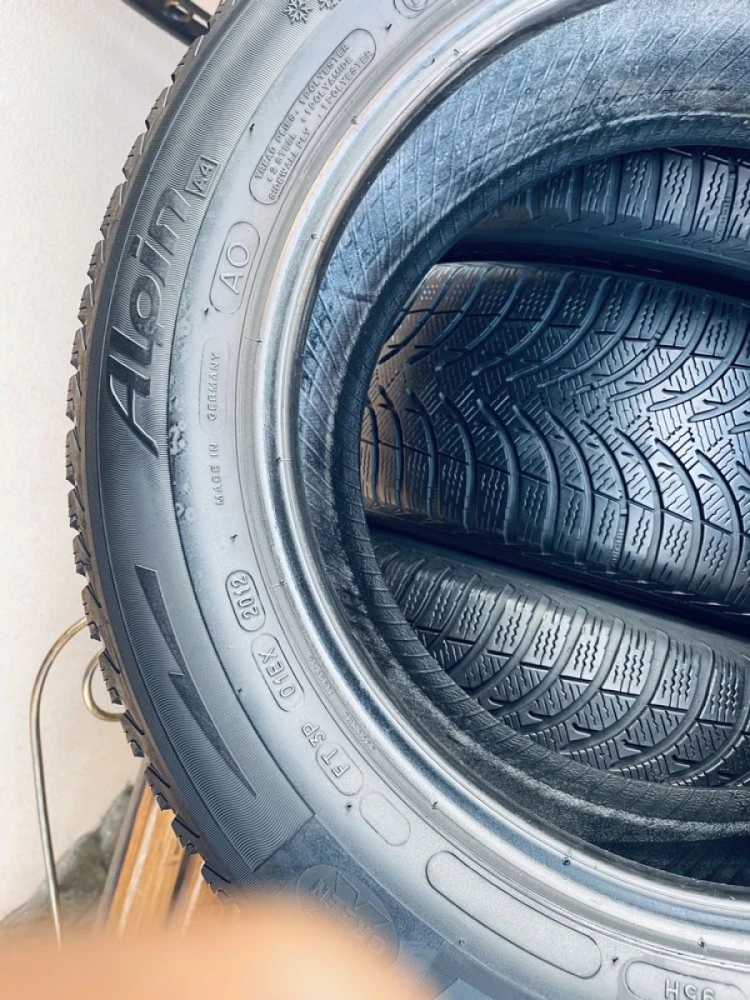Шини 225/55 R16 Michelin