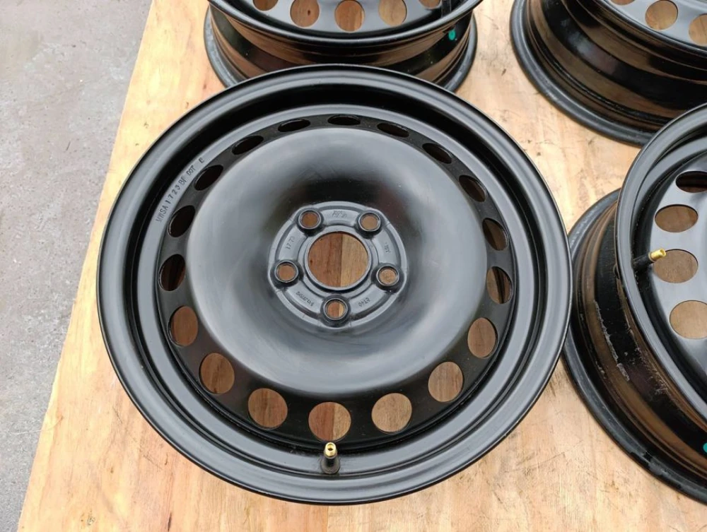 Металеві диски 5:100 R15 et40 5½j