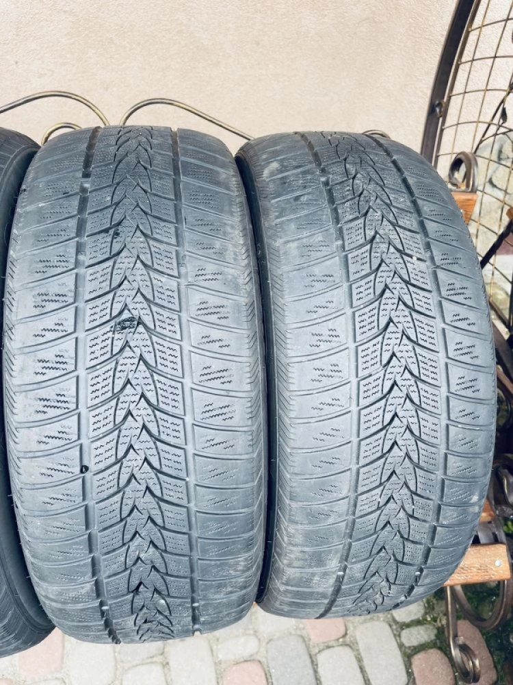 Шини 235/55 R18 Tristar