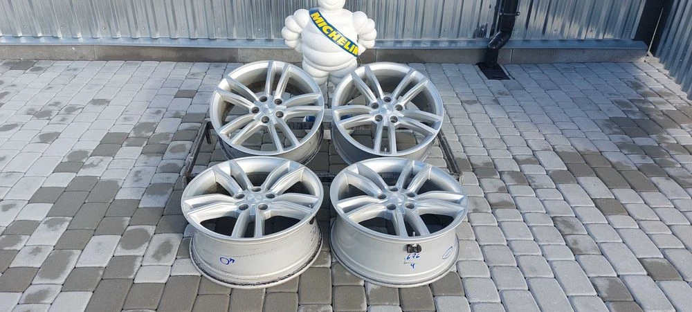 Диски Tesla R19 5x120 8J ET40 Model S Performance Long Range P100D 75D