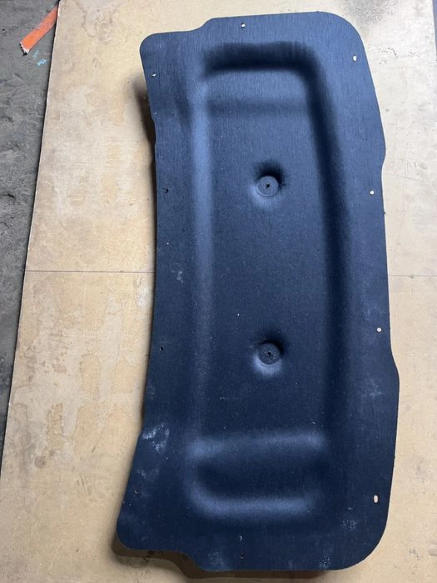 Шумка капота jeep cherokee kl 2018 2019 2020 2021